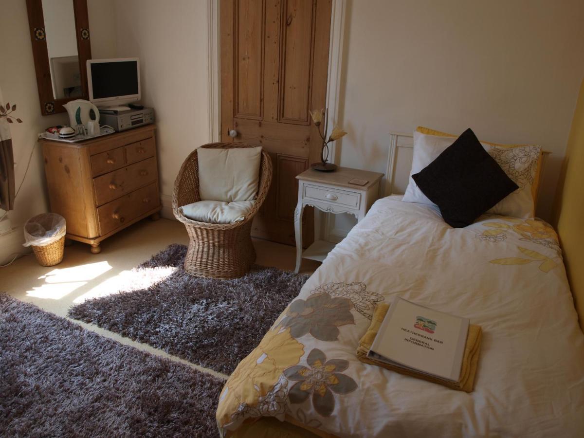Heatherbank B&B Sandhurst  Luaran gambar